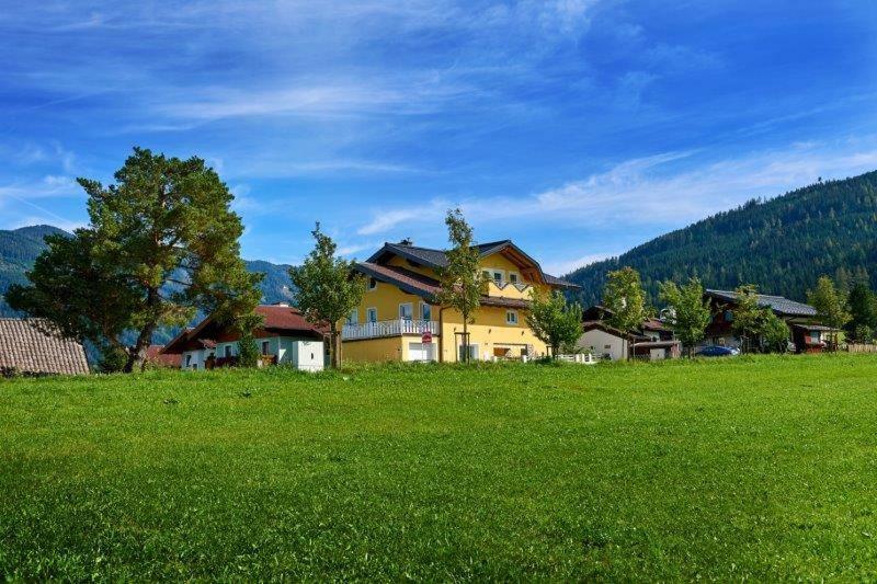 Appartement Koenigslehen Radstadt Luaran gambar