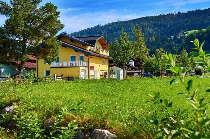 Appartement Koenigslehen Radstadt Luaran gambar