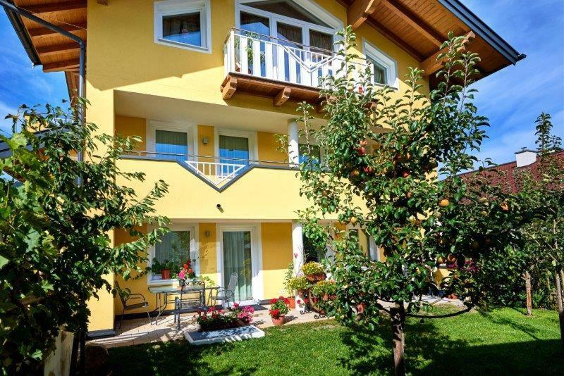 Appartement Koenigslehen Radstadt Luaran gambar