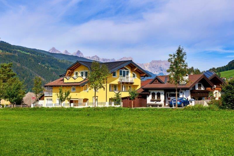 Appartement Koenigslehen Radstadt Luaran gambar